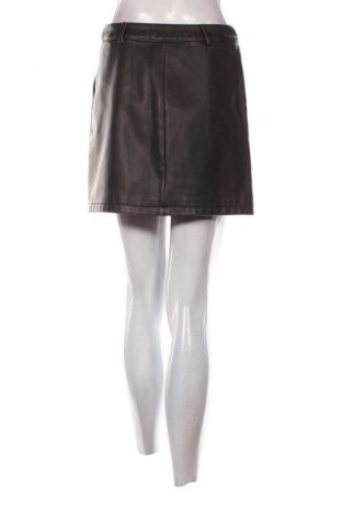 Пола Pepe Jeans, Размер M, Цвят Черен, Цена 55,00 лв.