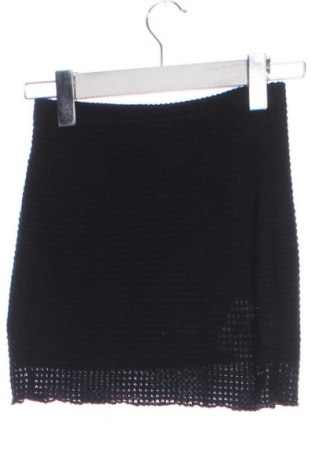 Пола SHEIN, Размер XXS, Цвят Черен, Цена 19,00 лв.