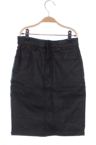 Пола Stradivarius, Размер XXS, Цвят Черен, Цена 10,00 €