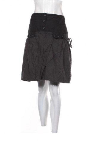 Rock Summum Woman, Größe XL, Farbe Grau, Preis € 10,99