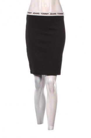 Пола Tommy Jeans, Размер M, Цвят Черен, Цена 17,38 €