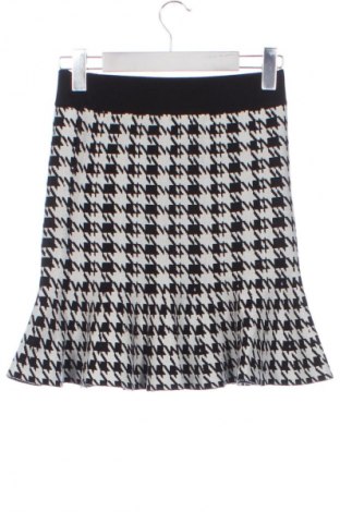 Пола Unbranded, Размер XS, Цвят Многоцветен, Цена 19,00 лв.