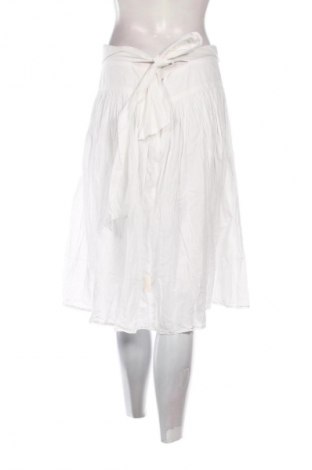 Пола Unbranded, Размер M, Цвят Бял, Цена 23,46 лв.