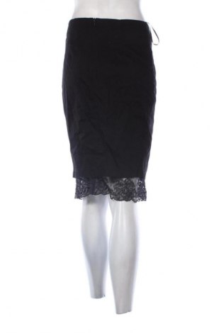 Пола Unbranded, Размер M, Цвят Черен, Цена 19,00 лв.