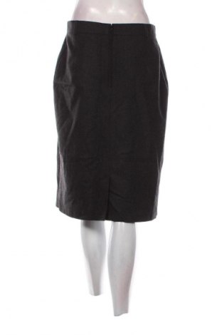 Пола Unbranded, Размер M, Цвят Черен, Цена 23,00 лв.