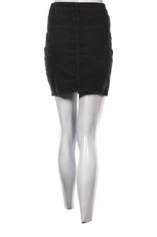 Fustă VILA, Mărime S, Culoare Negru, Preț 29,99 Lei