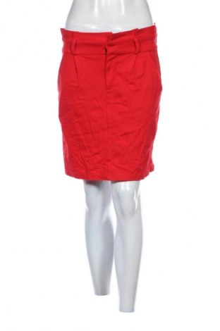 Пола Vero Moda, Размер S, Цвят Червен, Цена 8,99 лв.