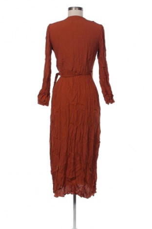 Рокля & Other Stories, Размер M, Цвят Кафяв, Цена 82,00 лв.