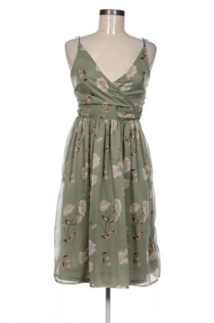 Рокля About You, Размер M, Цвят Многоцветен, Цена 62,99 лв.