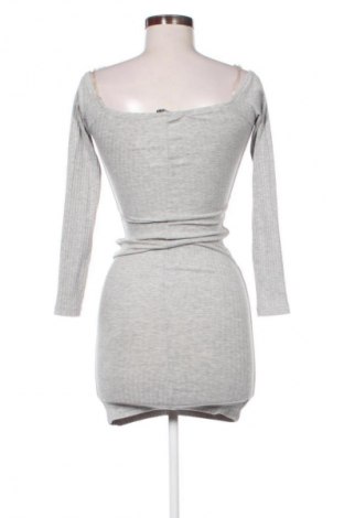 Рокля Adrom, Размер S, Цвят Сив, Цена 39,14 лв.