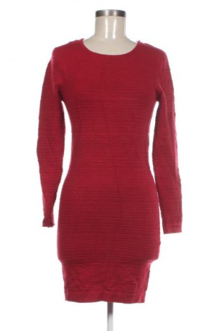 Ruha Amisu, Méret M, Szín Piros, Ár 3 269 Ft