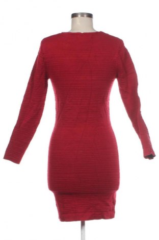 Ruha Amisu, Méret M, Szín Piros, Ár 3 269 Ft