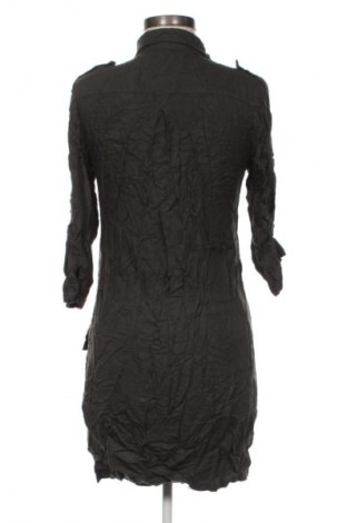 Kleid Amisu, Größe S, Farbe Grün, Preis 10,99 €