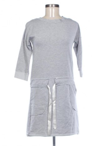 Kleid Angie, Größe M, Farbe Grau, Preis 24,48 €