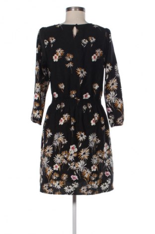 Рокля Atmosphere, Размер S, Цвят Многоцветен, Цена 39,03 лв.