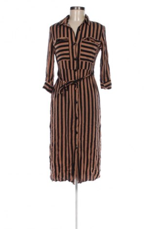 Ruha Bershka, Méret S, Szín Sokszínű, Ár 9 576 Ft