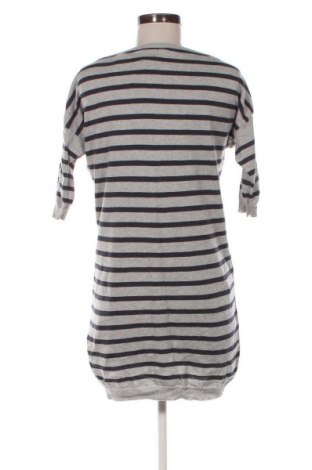 Šaty  Bershka, Velikost M, Barva Vícebarevné, Cena  496,00 Kč