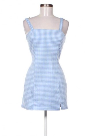 Рокля Bershka, Размер L, Цвят Многоцветен, Цена 42,34 лв.