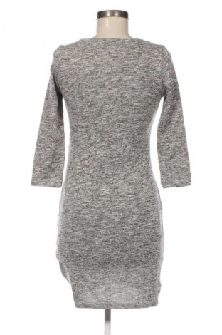 Рокля Body Flirt, Размер XXS, Цвят Многоцветен, Цена 10,99 лв.