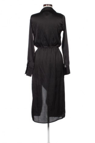 Kleid Boohoo, Größe M, Farbe Schwarz, Preis 20,03 €