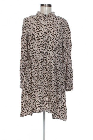 Рокля C&A, Размер XL, Цвят Многоцветен, Цена 39,00 лв.