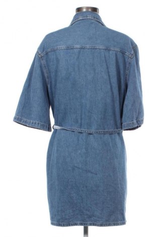 Рокля Calvin Klein Jeans, Размер S, Цвят Син, Цена 89,00 лв.