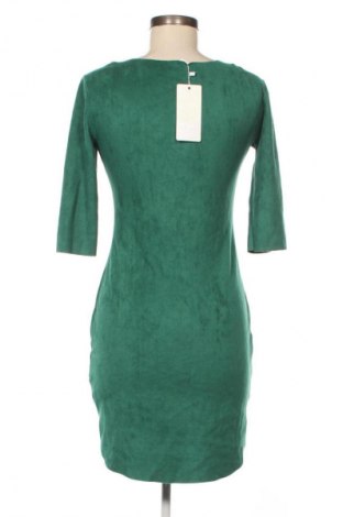 Ruha Cherrykoko, Méret M, Szín Zöld, Ár 7 119 Ft