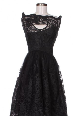 Šaty  Chi Chi, Velikost S, Barva Černá, Cena  1 770,00 Kč