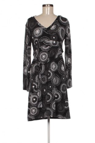 Kleid Chillytime, Größe M, Farbe Mehrfarbig, Preis € 9,99