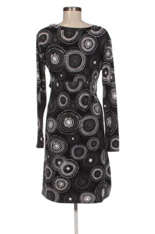 Kleid Chillytime, Größe M, Farbe Mehrfarbig, Preis € 9,99