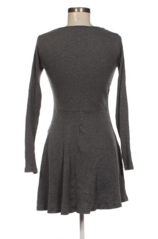 Kleid Clockhouse, Größe M, Farbe Grau, Preis € 7,99
