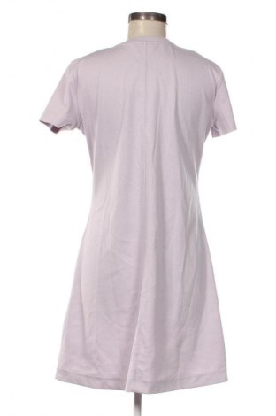 Рокля Columbia, Размер M, Цвят Лилав, Цена 189,99 лв.