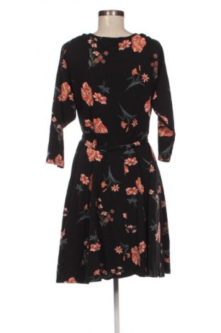 Рокля Dorothy Perkins, Размер XXL, Цвят Многоцветен, Цена 22,99 лв.