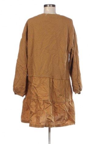 Рокля Edc By Esprit, Размер M, Цвят Кафяв, Цена 12,99 лв.