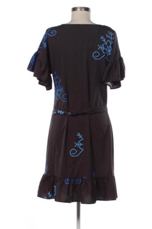 Kleid Eliza, Größe M, Farbe Mehrfarbig, Preis € 24,57