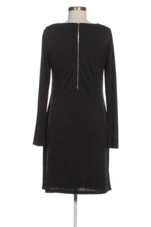 Ruha Esqualo, Méret M, Szín Fekete, Ár 6 829 Ft