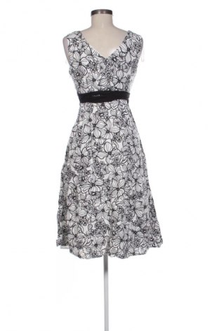 Kleid F&F, Größe M, Farbe Mehrfarbig, Preis 19,95 €