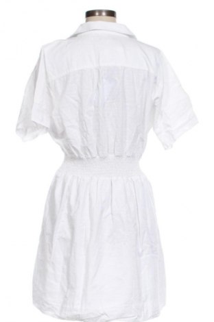 Ruha Galvanni, Méret XXL, Szín Fehér, Ár 47 839 Ft