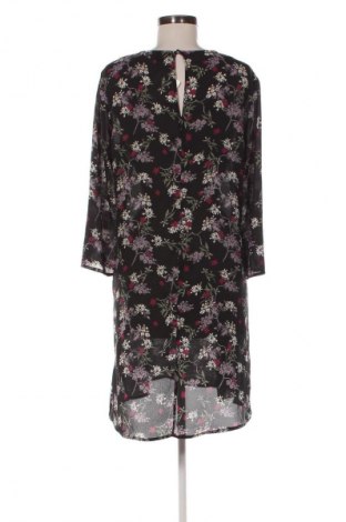 Kleid Gina Tricot, Größe M, Farbe Mehrfarbig, Preis 17,39 €