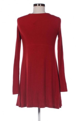 Ruha Guess, Méret XS, Szín Piros, Ár 20 281 Ft