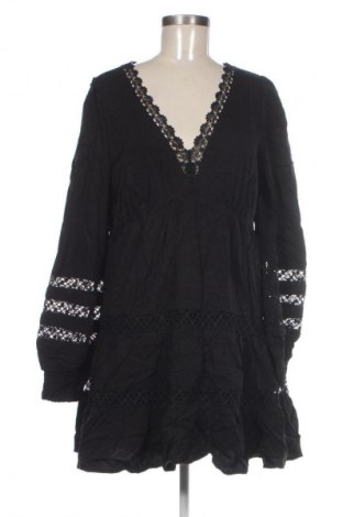 Ruha Guido Maria Kretschmer, Méret M, Szín Fekete, Ár 6 709 Ft