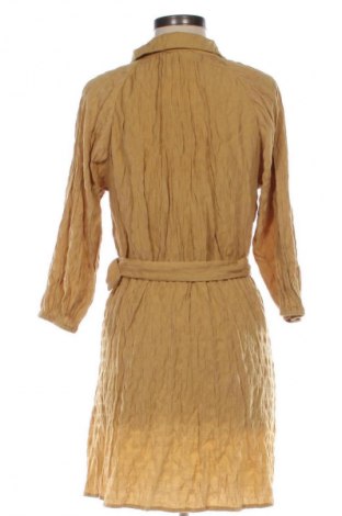 Šaty  Guido Maria Kretschmer for About You, Velikost M, Barva Béžová, Cena  608,00 Kč