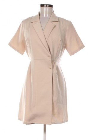 Kleid Guido Maria Kretschmer for About You, Größe M, Farbe Beige, Preis € 55,24