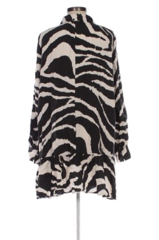 Kleid H&M, Größe M, Farbe Mehrfarbig, Preis € 25,00