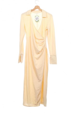 Rochie H&M, Mărime S, Culoare Ecru, Preț 101,99 Lei