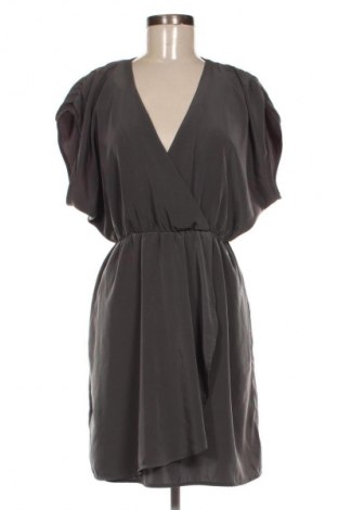 Рокля H&M, Размер M, Цвят Сив, Цена 39,00 лв.