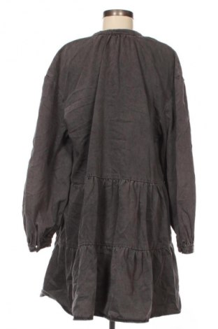 Kleid H&M, Größe M, Farbe Grau, Preis € 6,99