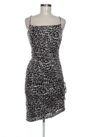 Рокля H&M, Размер S, Цвят Многоцветен, Цена 39,14 лв.