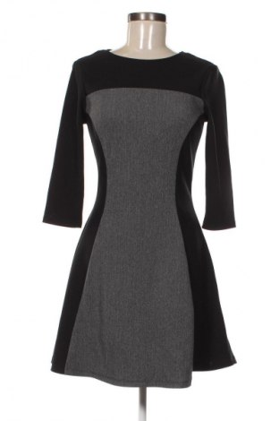 Rochie H&M, Mărime M, Culoare Multicolor, Preț 36,99 Lei