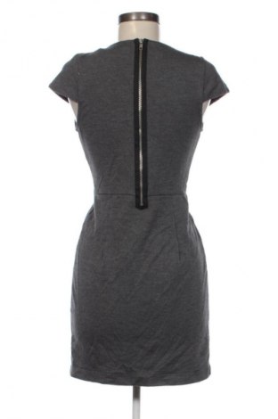 Kleid H&M, Größe S, Farbe Grau, Preis 7,99 €